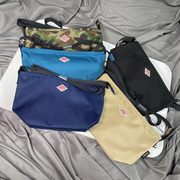 原单日单小包DANTON单肩斜跨小包，手机...