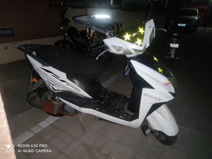 摩托车电打火，外观很新，好着，转手原因 :...