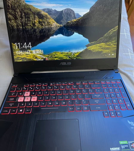 大学生马上毕业工作，换电脑了，2020款的...