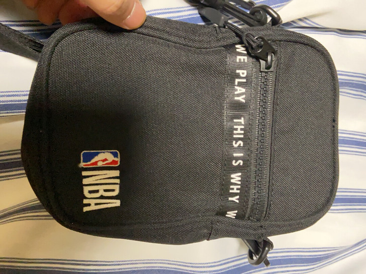 NBA小包单肩包腰包正品