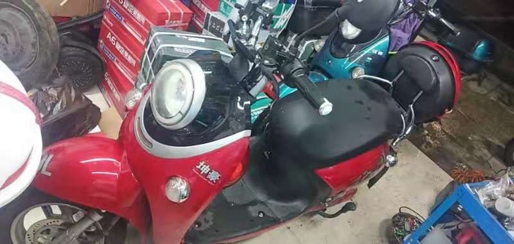 电摩一辆便宜卖了