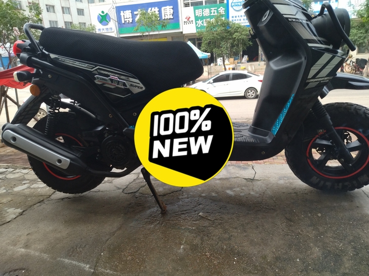 16年路虎，小车八成新，实表四千多公里，发...