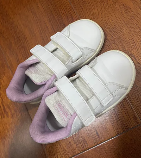 阿迪板鞋，粉紫尾，女宝款，正品保证。尺码在...
