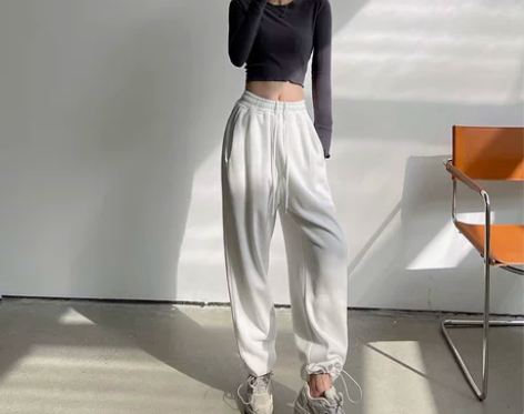 春夏卡戴珊白色束脚运动裤宽松直筒垂感阔腿裤...