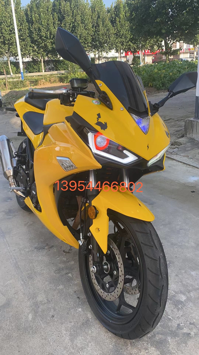 精品R3款小忍者250、国四电喷、21年4...