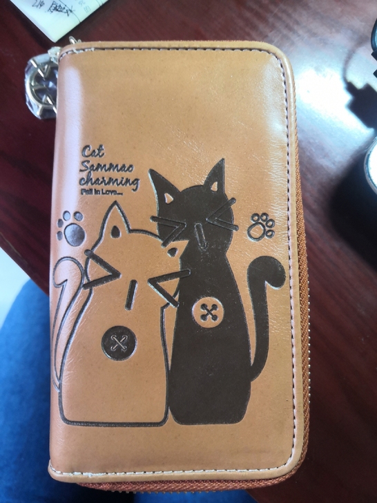 全新猫猫钱包，长15厘米左右，买这个再送一...