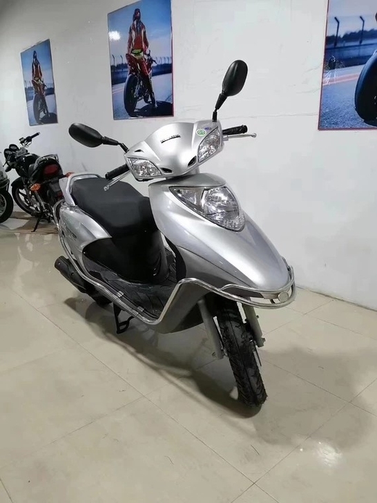 五羊本田电喷二代新优越110 整车九九新 ...