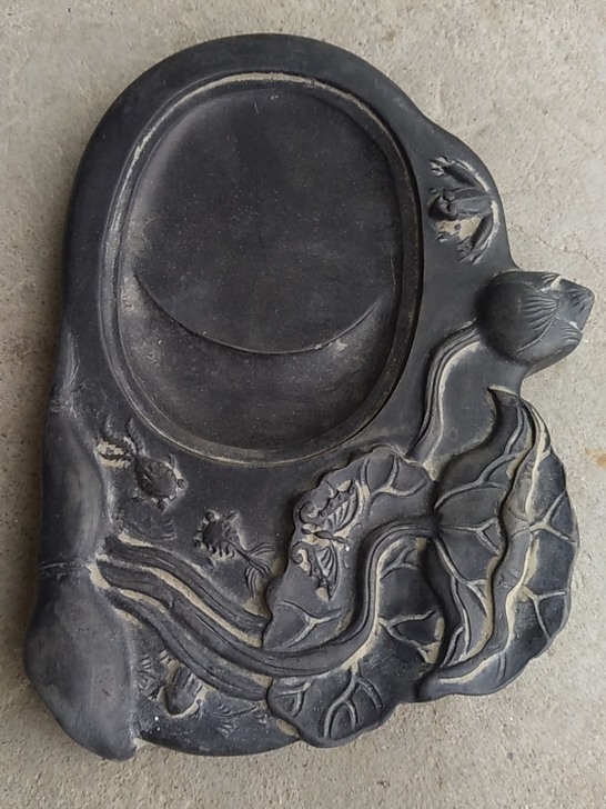 串乡收来的一只砚台,21公分,很漂亮很少见...