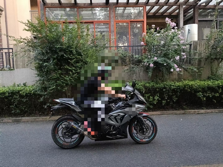 摩托车趴赛机车排量400cc双杠  公里数...