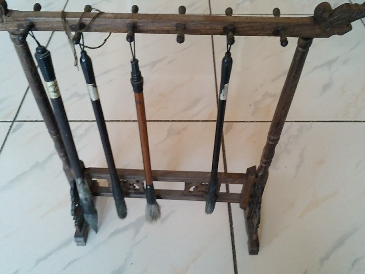 龙头毛笔架6挂12针鸡翅木笔挂 红木文房四...