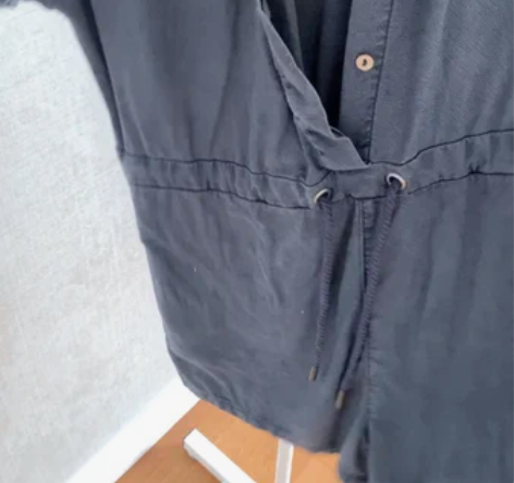 蓝色复古连体短裤 尺码：s，26