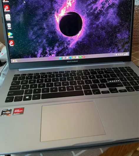 华硕无畏15锐龙版AM… 带鼠标 几乎全新...