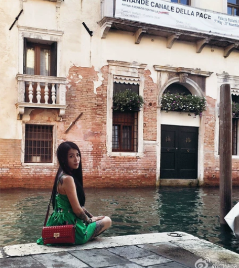 【新年红】信封包 手拿包 有2根带，一根斜...