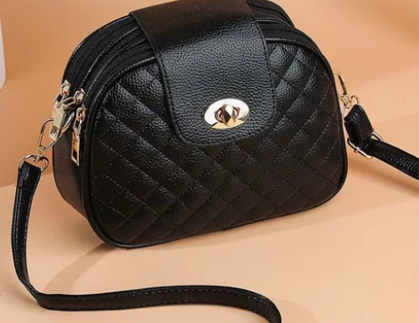 买多了，几乎没带过，便宜出，2022新款春...