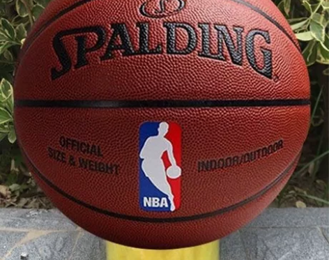 【清仓包邮】低价出全新未拆斯伯丁篮球，比赛...