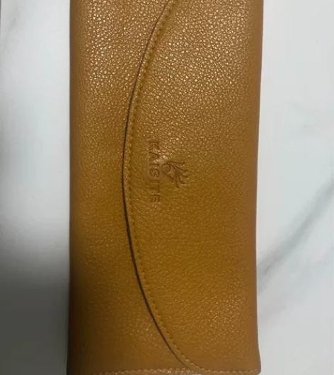 凯斯特小黄牛皮女士钱包，全新未使用！ 感兴...