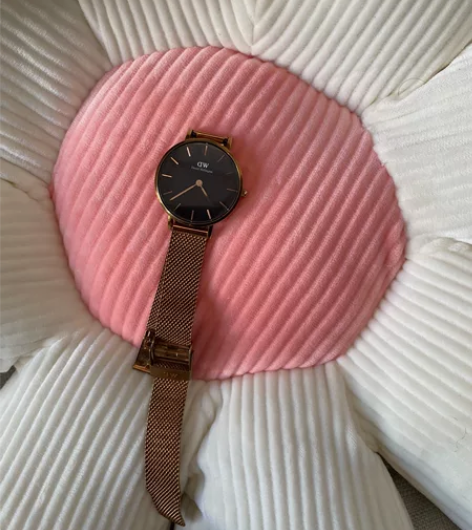 DW手表 买了三年了,当时在亚马逊买的,之...