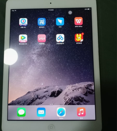 苹果平板，个人一手，无拆无修全原，盒子还在...