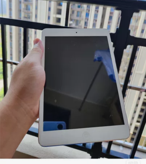 ipad mini1 16g国行，外壳磨损...