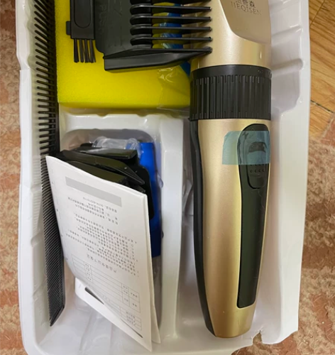 杰奇森电动理发器，本来是想拿来给猫理发的，...