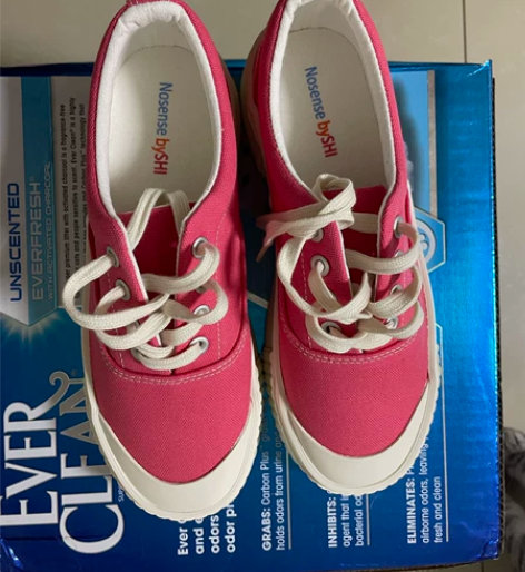 帆布鞋全新38码。买毛衣送的。不是那种地摊...