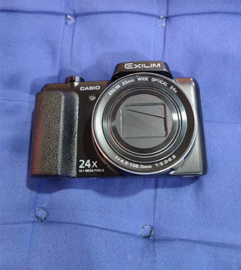 卡西欧EX-ZS200配件机 成色还可以，...