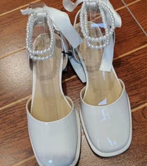 爱依服特价玛丽珍鞋，特价秒杀，35-39码...