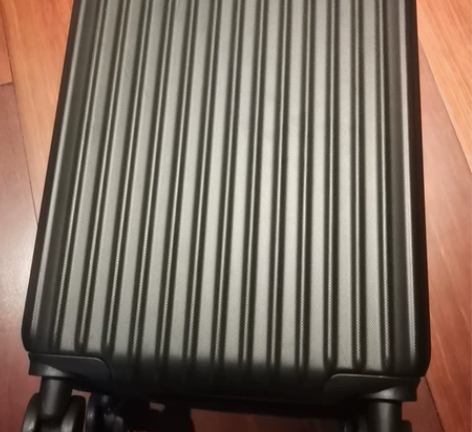 全新 博朗 旅行箱 登机箱 轻巧便携容量大