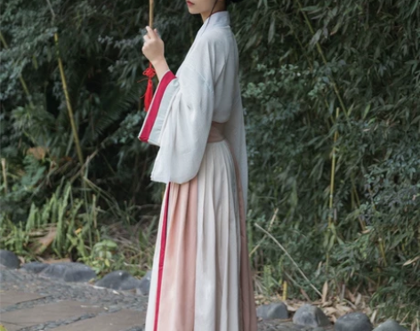 汉服 五五年 秋色 M 六米摆  几乎全新...