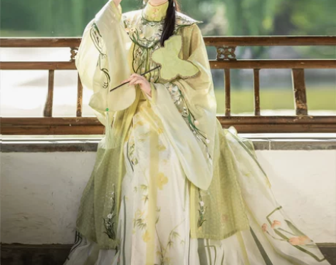 汉服裳云兮原创(水夜香合)竖领大襟衫马面裙云肩明制汉服女中国...