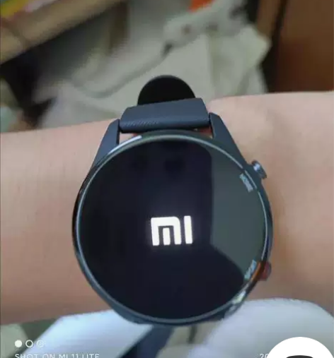 特价出小米智能手表color运动版手环长续...