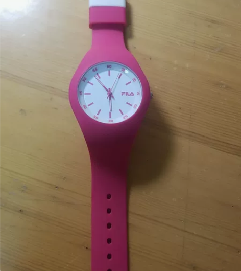 斐乐玫红色手表  功能正常表正常使用 感兴...