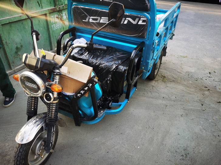 三轮电动摩托车，今年6月份购买，原价460...