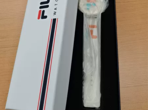 全新未拆封！FILA斐乐6105手表女硅胶...