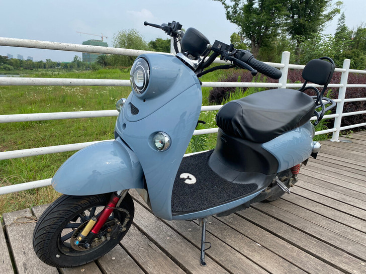 小龟电摩 72V 6个电池 定制车架 控...