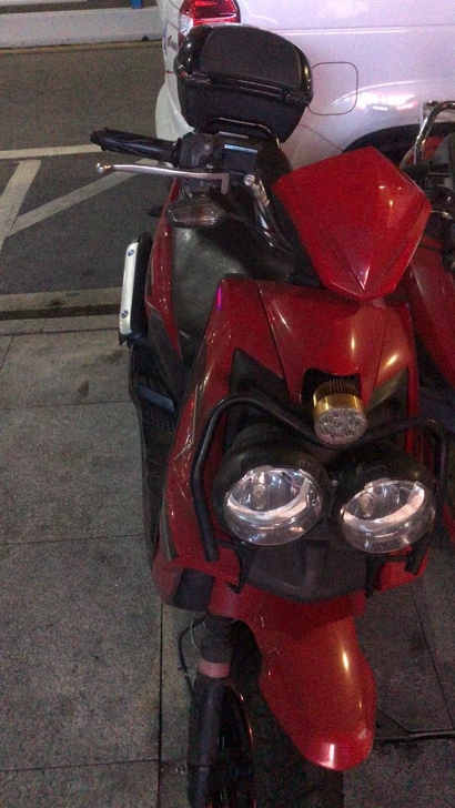 刚刚一年的车 路虎 手续齐全 必须过户 看...