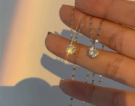 香港旅游买的，项链太多了，25便宜出 项链...