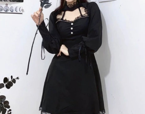 秋新款微胖mm蕾丝拼接收腰连衣裙冬暗黑系洋...