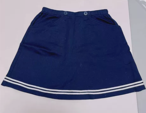 burberry学院风裙子90码 成色不错...