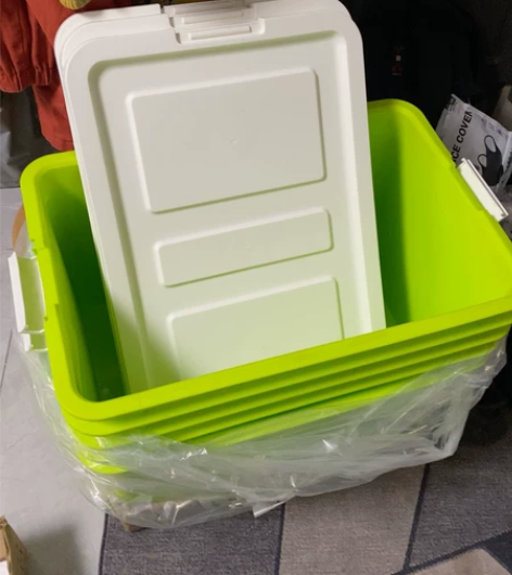 大号整理箱收纳箱带轱辘 新的，没用过，40...