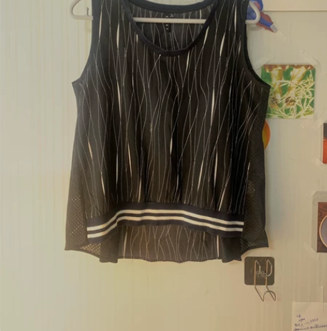 无袖背心 黑白线条印花 前下摆针织 侧面网...