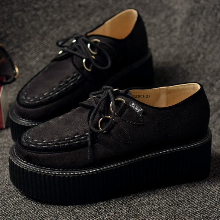 悠一悠 低帮鞋没怎么穿过，一直放在家里