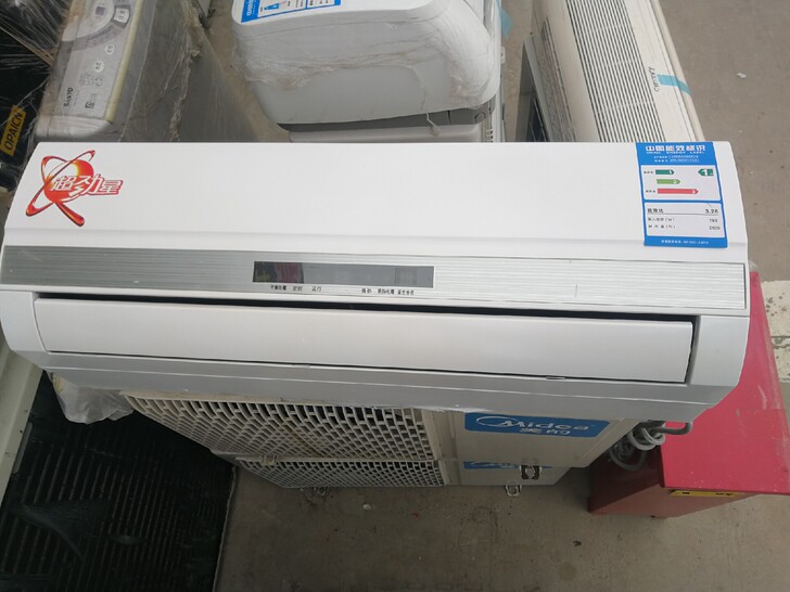 美的一匹空调800元，燕郊同城免费送货上门...