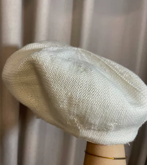 mossy 贝雷帽白色 剪标