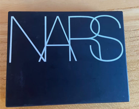 空闲太多粉底,最近断舍离,半卖半送,诚心诚...