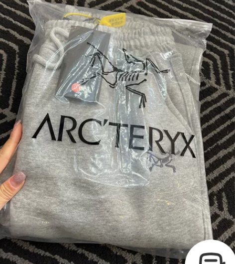 鸟家加绒卫裤,超级超级厚的那种料子,可过冬...