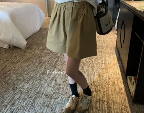 METWO 卡其工装短裤女2022年夏高腰...