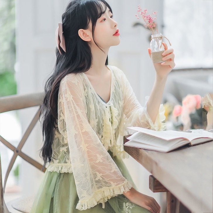 开衫女披肩配吊带裙子的小披肩夏文艺短款蕾丝...