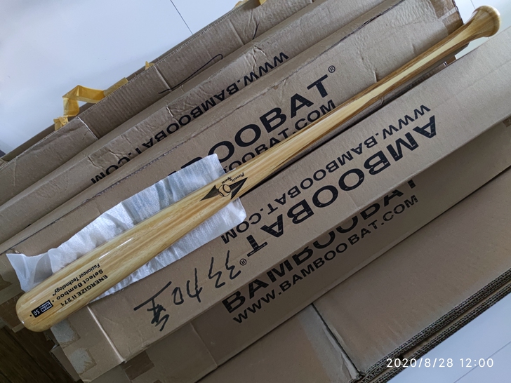 专业棒球棒、棒球棍