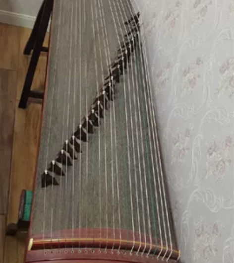 古筝，600出，音色都很好，自提哈 感兴趣...